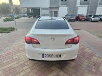 Usado Opel Astra Excellence 110 CV (80 kW) 2014 Blanco Berlina