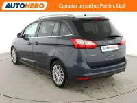 Usado Ford Grand C-Max Titanium 140 CV (102 kW) 2014 Gris / plata Monovolumen