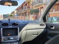 Usado Ford Focus Trend 90 CV (66 kW) 2008 Azul Berlina