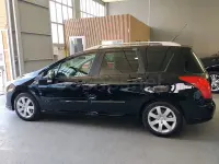 Usado Peugeot 308 Premium 120 CV (88 kW) 2009 Negro Berlina