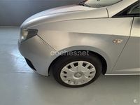 Usado Seat Ibiza Reference 70 CV (51 kW) 2008 Gris / plata Berlina