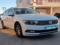 Usado VW Passat Advance 150 CV (110 kW) 2018 Blanco Familiar