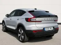 Usado Volvo C40 Plus 169 kW (231 CV) 2023 Beige SUV