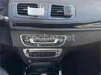 Usado Renault Mégane LIMITED 110 CV (80 kW) 2014 Gris / plata Berlina