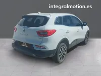 Usado Renault Kadjar Zen 149 CV (109 kW) 2019 Blanco SUV