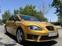 Usado Seat Leon FR 160 CV (117 kW) 2012 Naranja Berlina