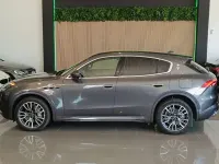 Usado Maserati Grecale GT 300 CV (220 kW) 2023 Gris SUV