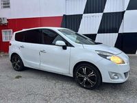 Usado Renault Grand Scénic III Dynamique 131 CV (96 kW) 2011 Blanco Monovolumen