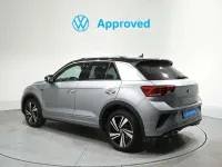 Usado VW T-Roc R-line 116 CV (85 kW) 2025 Plateado SUV
