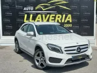 Usado Mercedes GLA220 AMG line 170 CV (125 kW) 2015 Blanco SUV