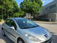 Usado Peugeot 207 95 CV (69 kW) 2008 Gris / plata Berlina