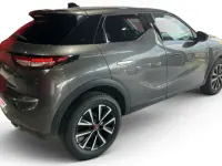 Usado DS Automobiles DS3 Crossback Performance 131 CV (96 kW) 2023 Gris / plata SUV