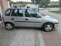Usado Opel Corsa 65 CV (47 kW) 1999 Gris / plata Berlina