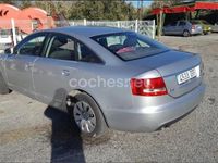 Usado Audi A6 Premium 140 CV (102 kW) 2005 Gris / plata Berlina