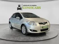 Usado Toyota Auris Luna 124 CV (91 kW) 2007 Gris / plata Utilitario