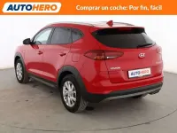 Usado Hyundai Tucson 136 CV (100 kW) 2019 Rojo SUV