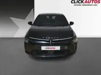 Usado Lancia Ypsilon 100 CV (73 kW) 2025 Negro Utilitario