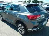 Usado VW T-Roc Advance 150 CV (110 kW) 2021 Gris metalizado SUV