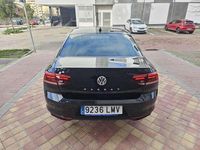 Usado VW Passat Executive 120 CV (88 kW) 2021 Negro Berlina
