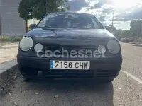 Usado VW Polo Conceptline 55 CV (40 kW) 2003 Negro Berlina