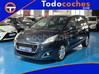 Usado Peugeot 5008 Allure 120 CV (88 kW) 2016 Azul Monovolumen