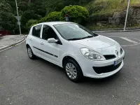 Usado Renault Clio II Business 75 CV (55 kW) 2009 Blanco Berlina