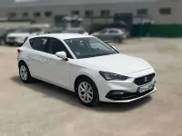 Usado Seat Leon Reference 116 CV (85 kW) 2022 Blanco Utilitario