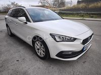 Usado Seat Leon Style 150 CV (110 kW) 2021 Blanco Familiar