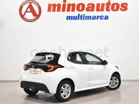 Usado Toyota Yaris Edition 126 CV (92 kW) 2021 Blanco Utilitario