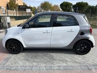 Usado Smart ForFour Passion 90 CV (66 kW) 2017 Blanco Utilitario