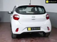 Usado Hyundai i10 67 CV (49 kW) 2023 Blanco Utilitario