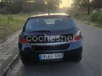 Usado Opel Astra Cosmo 100 CV (73 kW) 2008 Negro Berlina