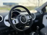 Usado Renault Twingo Intens 70 CV (51 kW) 2014 Amarillo Utilitario