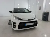 Usado Toyota Yaris 261 CV (191 kW) 2021 Blanco Utilitario