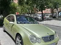 Usado Mercedes C230 197 CV (144 kW) 2002 Verde Berlina