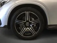 Usado Mercedes GLC220 AMG line 197 CV (144 kW) 2024 Hightechsilber metallic SUV