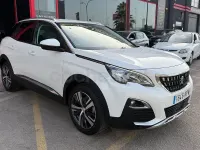 Usado Peugeot 3008 Allure 130 CV (95 kW) 2018 Blanco SUV