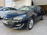 Usado Opel Astra Selective 110 CV (80 kW) 2013 Negro Familiar