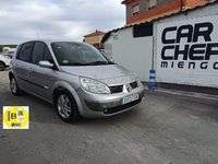 Usado Renault Scénic II Dynamique 106 CV (77 kW) 2006 Gris / plata Monovolumen