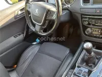 Usado Peugeot 508 SW Allure 150 CV (110 kW) 2015 Azul Familiar