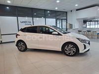Usado Hyundai i20 100 CV (73 kW) 2024 Blanco Berlina
