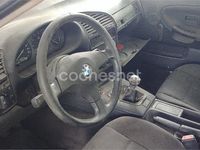 Usado BMW 318 113 CV (83 kW) 1993 Gris / plata Berlina