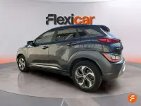 Usado Hyundai Kona 141 CV (103 kW) 2022 Gris SUV