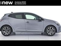 Usado Renault Clio V Techno 100 CV (73 kW) 2025 Gris Berlina