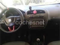 Usado Seat Altea XL Style 105 CV (77 kW) 2012 Negro Monovolumen