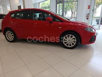 Usado Seat Leon Style 105 CV (77 kW) 2010 Rojo Berlina