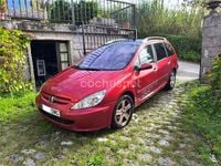 Usado Peugeot 307 110 CV (80 kW) 2005 Granate Familiar