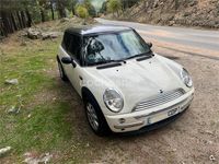 Usado Mini ONE 90 CV (66 kW) 2003 Beige Utilitario