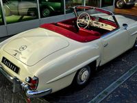Usado Mercedes 190 105 CV (77 kW) 1961 Blanco Berlina