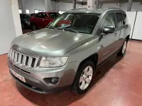 Usado Jeep Compass Sport 136 CV (100 kW) 2012 Gris / plata SUV